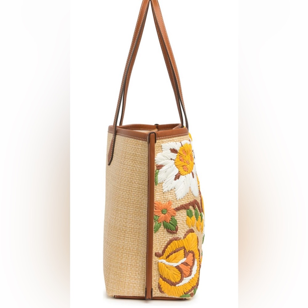 Tory Burch Perry Floral Embroidered Straw Tote Bag - Picture 10 of 11